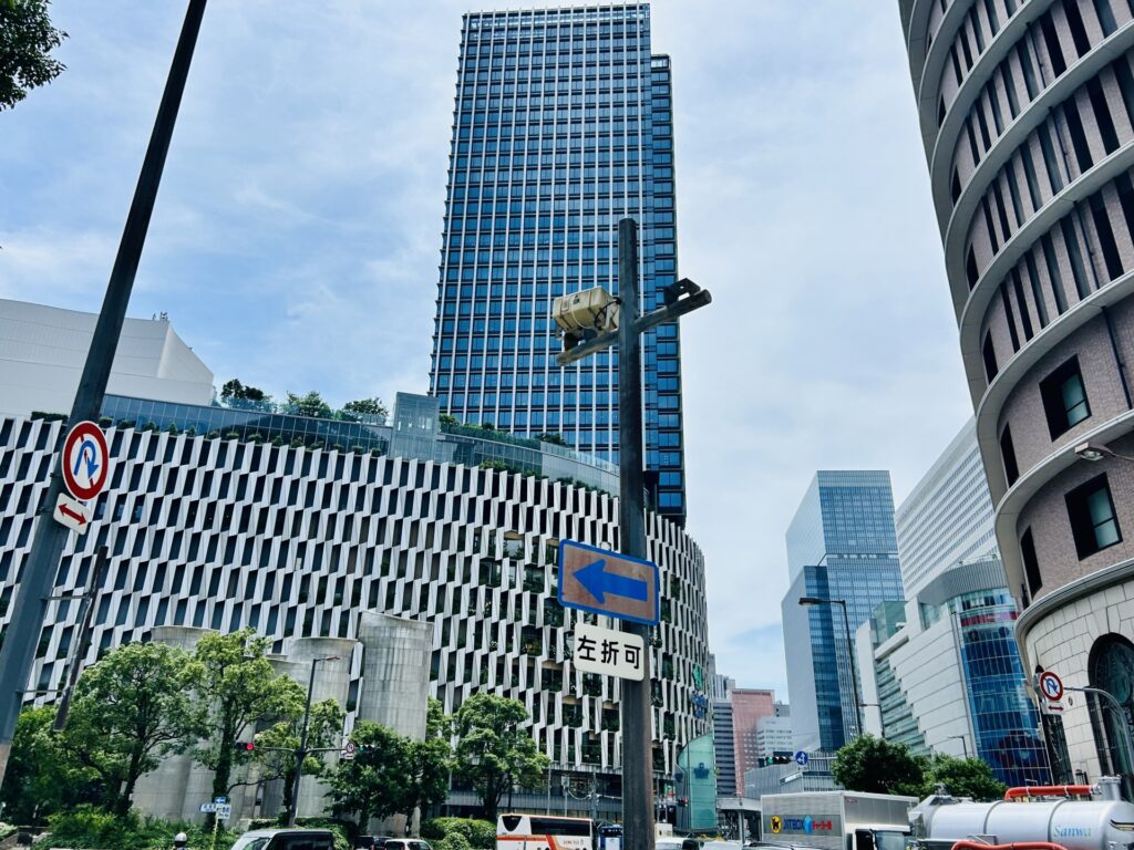 2. 商業施設の催事スペース